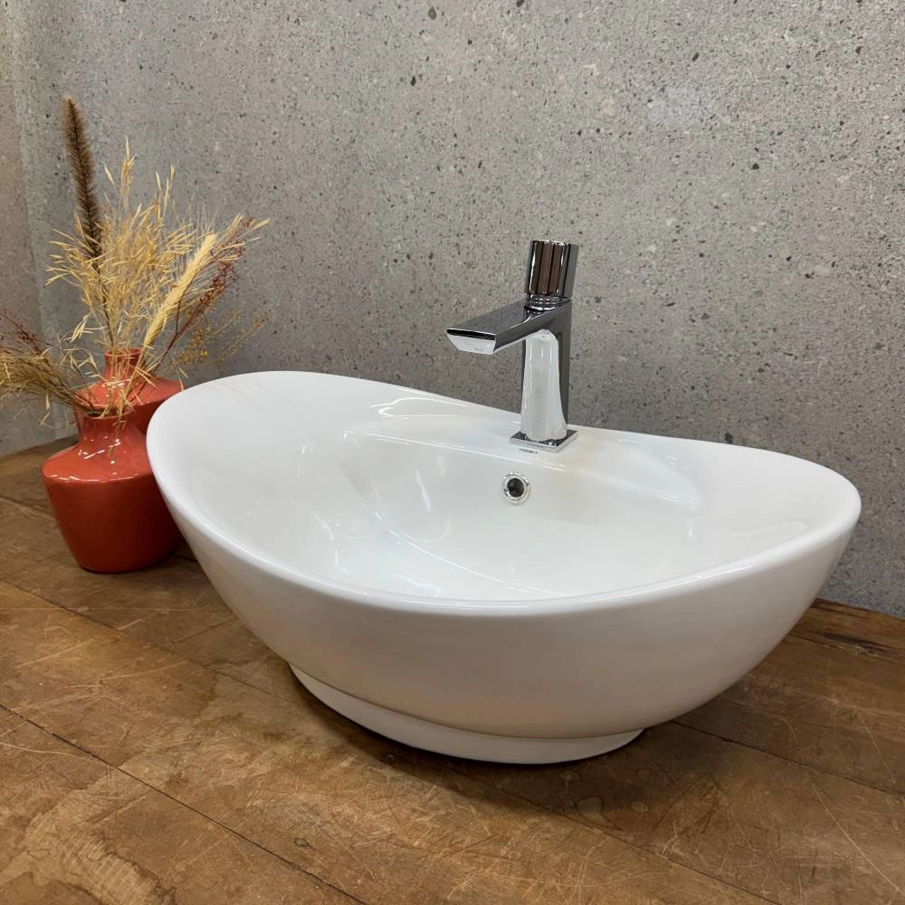 Cuba Oval Orna Copacabana 59x40x22 Branco