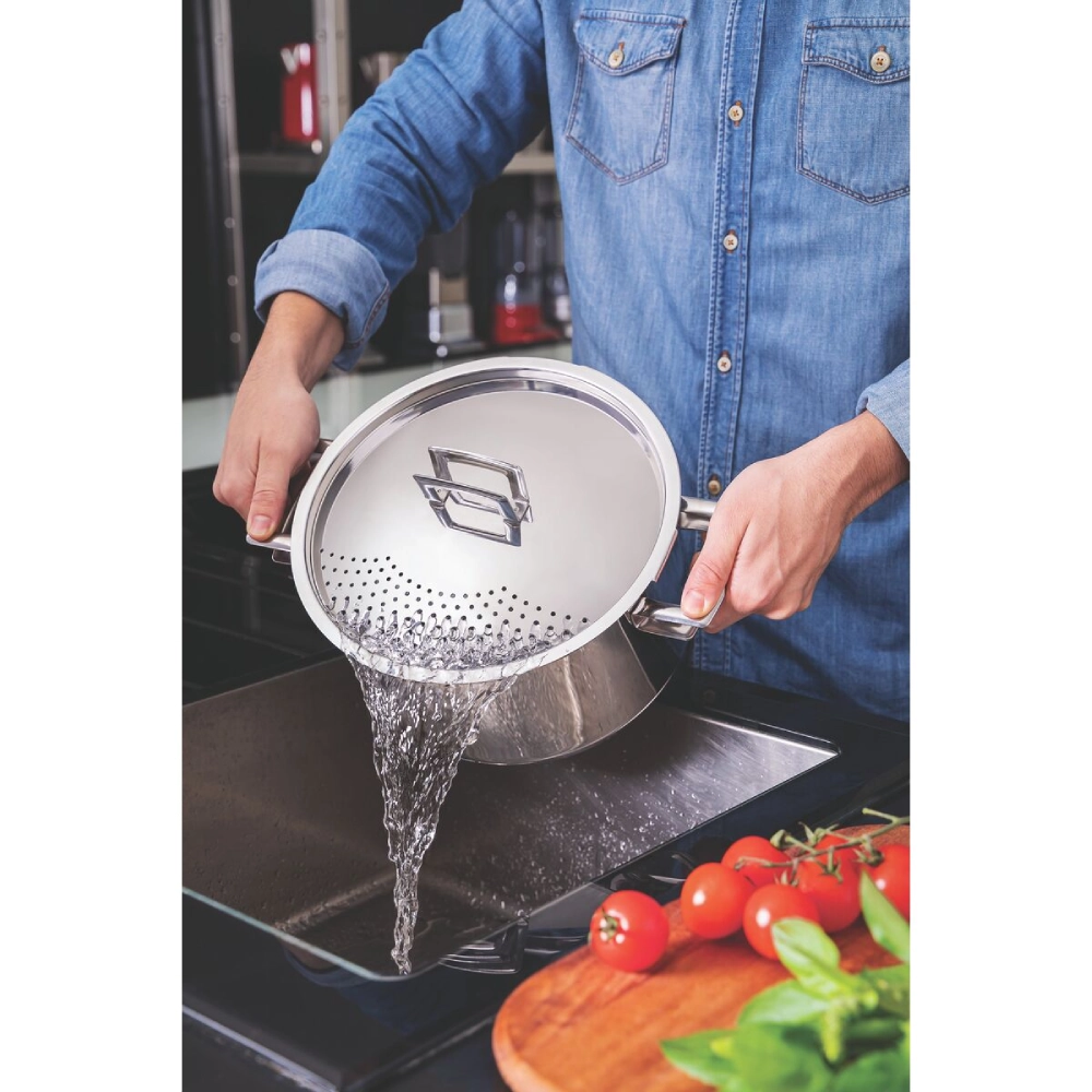 Espagueteira Tramontina Brava em Aço inox com Fundo Triplo Tampa e Alças 24 cm 6,1 L
