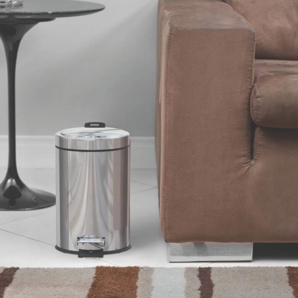 Lixeira com Pedal Tramontina Brasil em Aço Inox com Acabamento Polido e Balde Interno 5 L