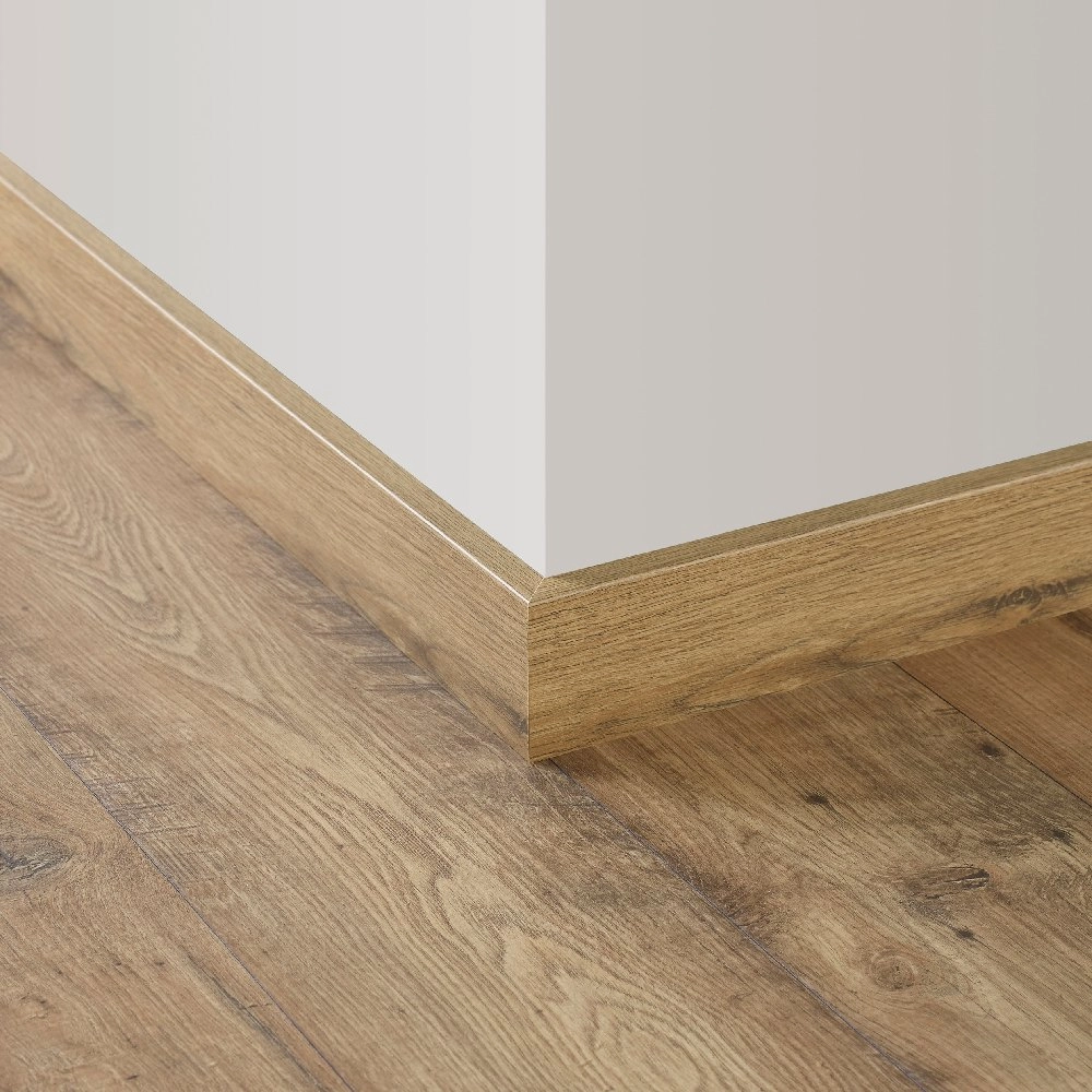 Rodapé Eligna Wide Quick Step Castanheiro Natural Restaurado