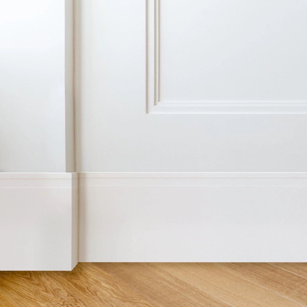 Ruffino Rodapé Poliestireno Branco Frisado 15cmx240cm Ruffino Rodapé Poliestireno Branco Frisado 15cmx240cm