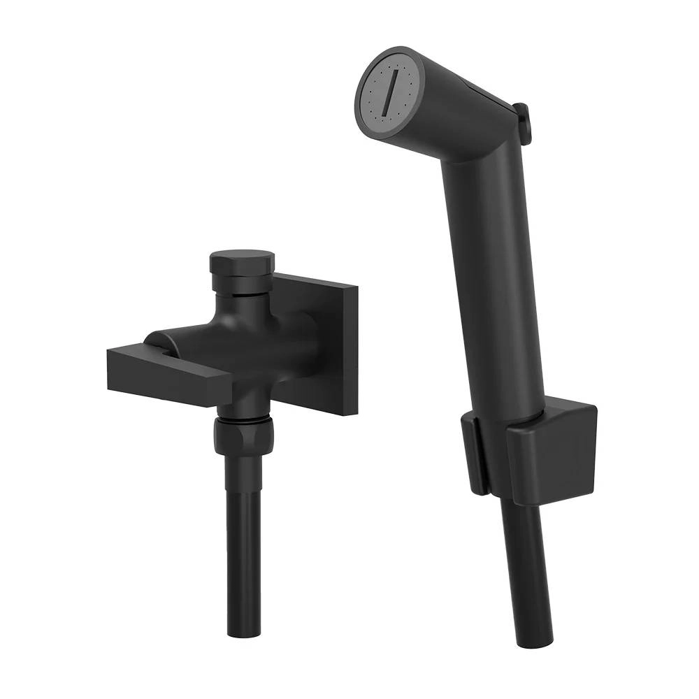 Ducha Higiênica com Derivação Bella Clássica Fani 1/2 1745 BK222 Ducha Higiênica com Derivação Bella Clássica Fani 1/2 1745 BK222